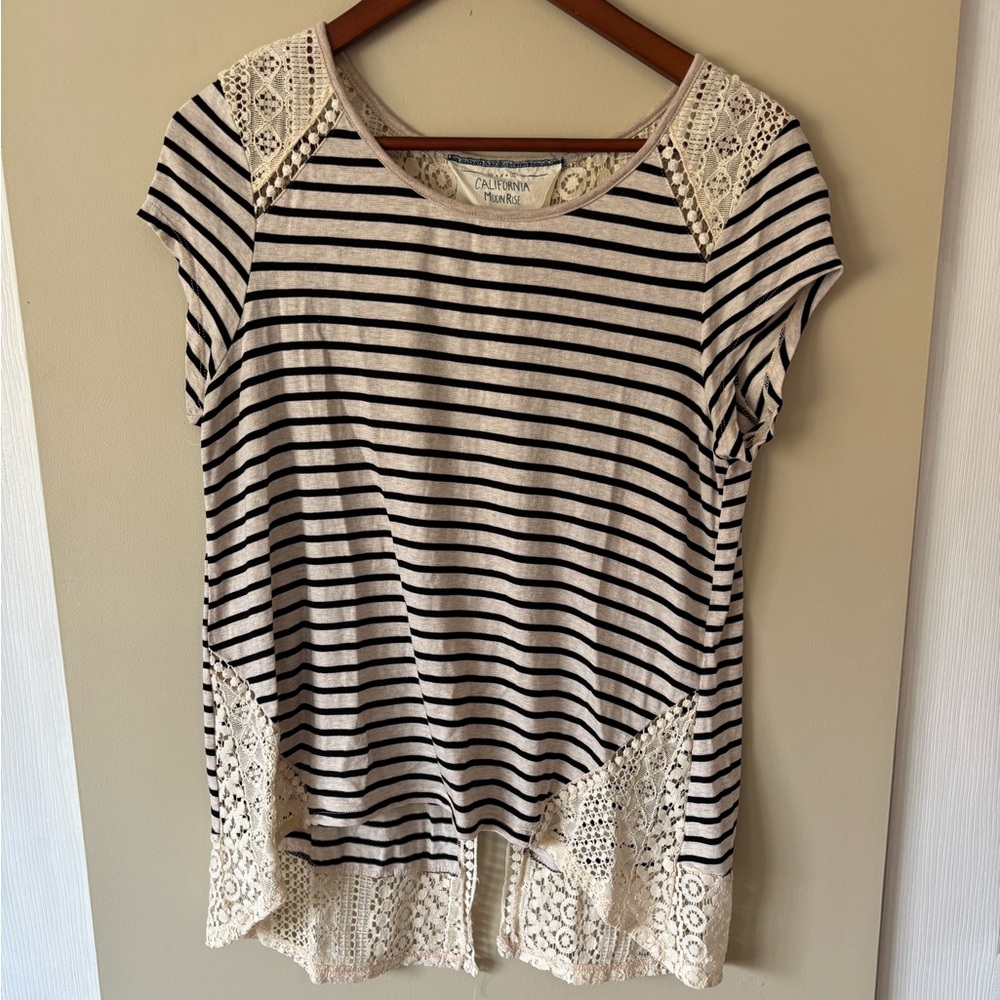California Moon Striped Lace Accent Top Black and Cream Size Large